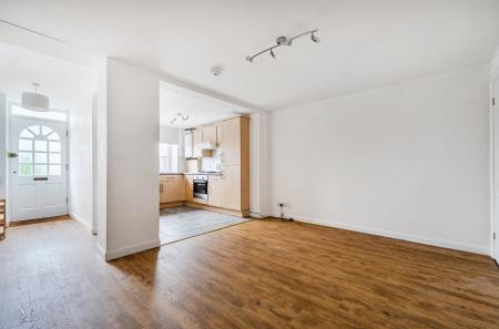 1424843-13-69b2d2...