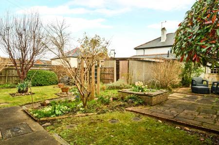 1429362-5-69b7f5f...