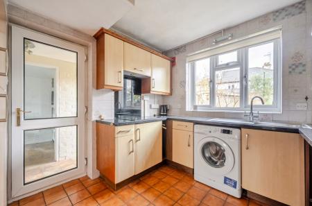 1429362-9-69b7f9f...