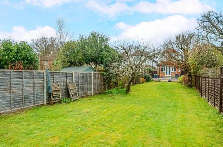 1425443-5-69b9299...