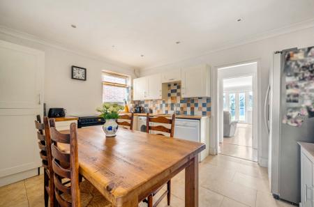 1425443-12-69b929...