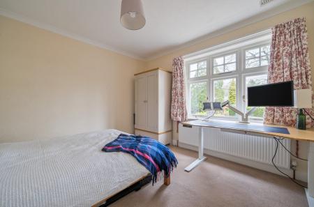 1401308-11-69808c...