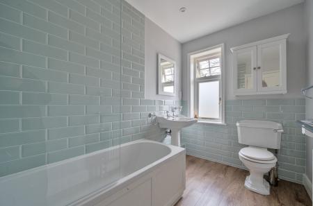 1401308-19-698090...