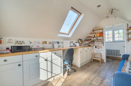 1409115-12-69bbd2...