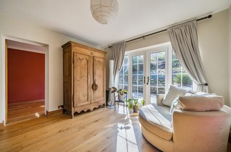 1409115-31-69bbd6...