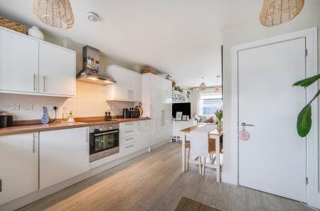 1432431-10-69c2bc...