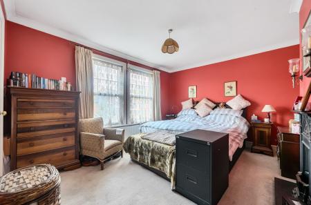 1375337-16-690de6...