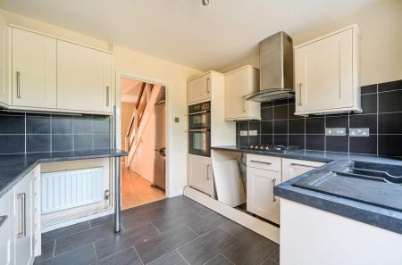 1324989-12-687664...