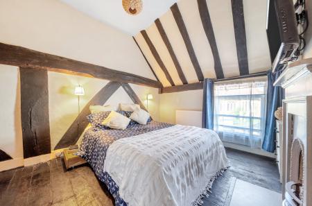 1440134-16-69d538...