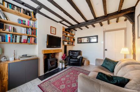 1440134-8-69d5380...