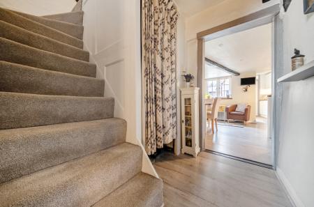 1440134-12-69d538...