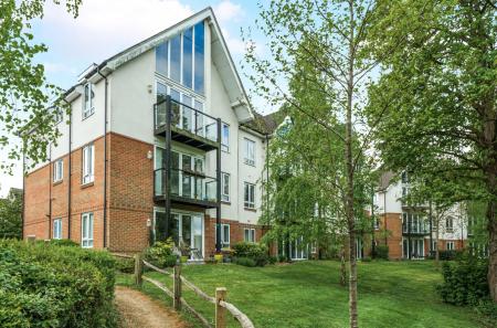 1446034-8-69e73ff...