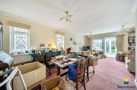 Living/Dining Room