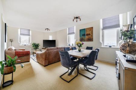 Living/Dining