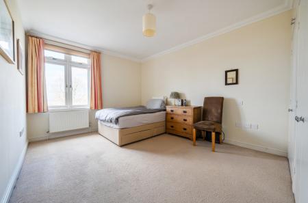 1424260-5-69b1aa0...