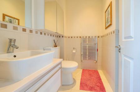 1424260-2-69b1a9f...