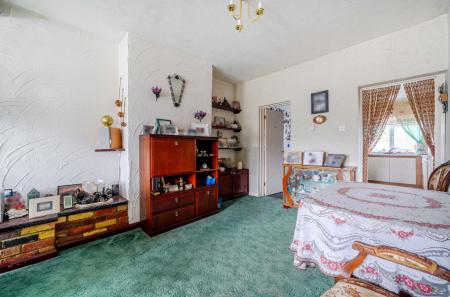 1435712-15-69ca51...