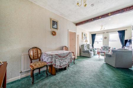 1435712-16-69ca51...