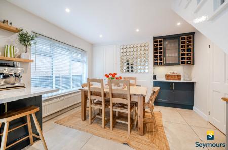 Breakfast Room