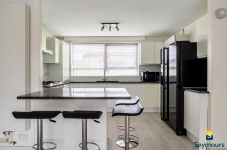 Breakfast Bar