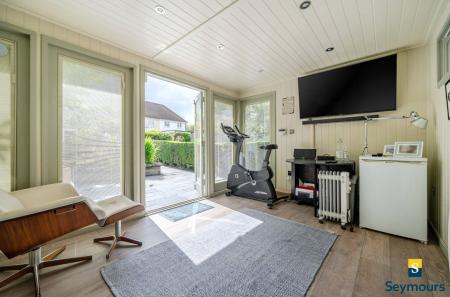 Cabin/Garden Office