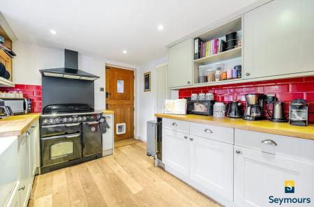 Ample Cabinets