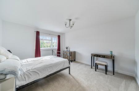 1358003-2-68cc2bf...