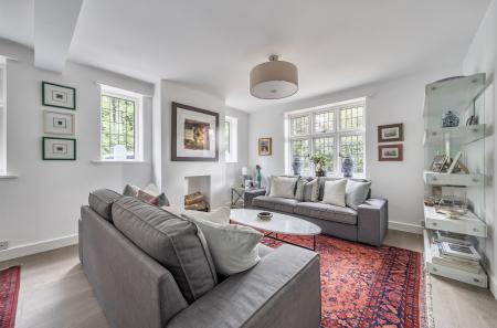 1358091-31-68d2c1...