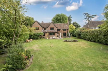 1358091-5-68d2c41...