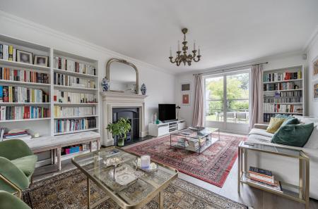 1358091-14-68d2c0...