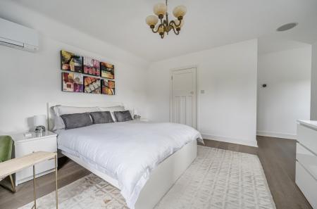 1358091-39-68d2c2...