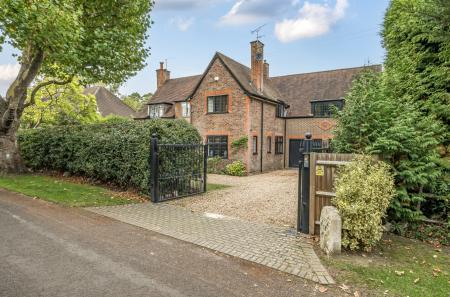 1358091-25-68d2c0...