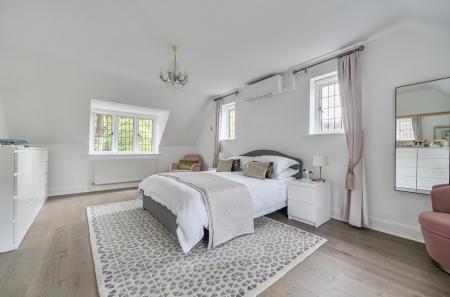 1358091-42-68d2c3...