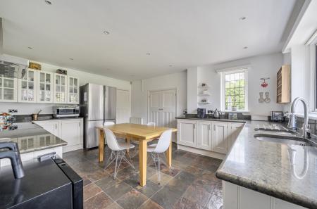 1358091-8-68d2bfd...