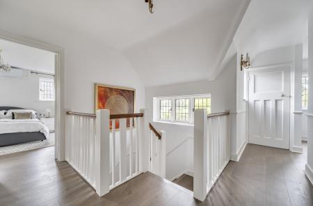 1358091-18-68d2c0...