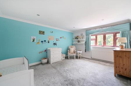 1324761-26-68750b...