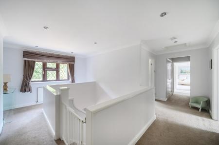 1324761-27-68750b...