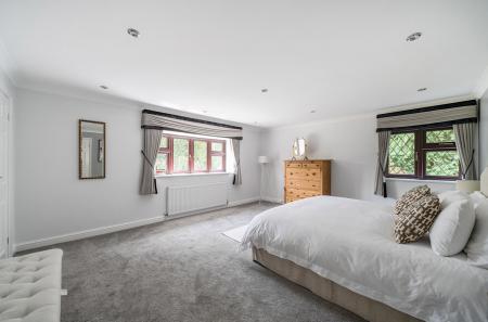 1324761-29-68750b...