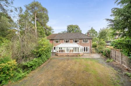 1347782-8-68b715c...