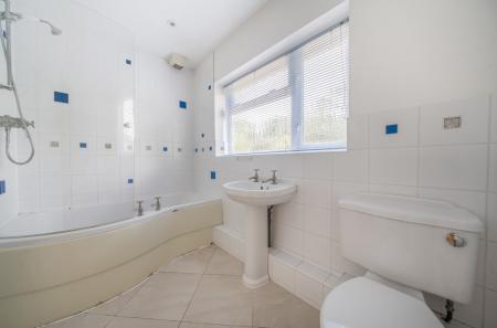 1347782-8-68b7172...