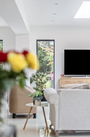 1364053-11-68ed32...