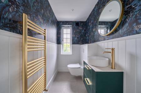 1397608-49-695fd4...