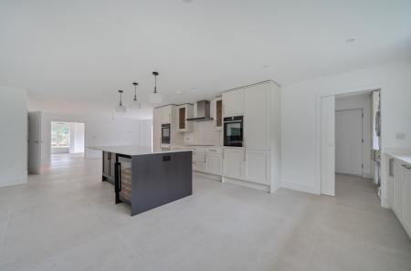 1397608-26-695fd2...