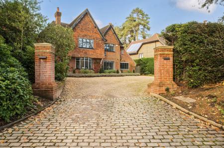 1384932-1-6929c99...