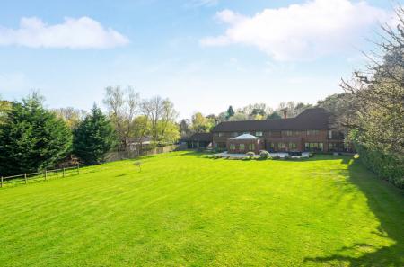 1441264-9-69d6809...