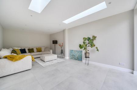 1419073-41-699715...