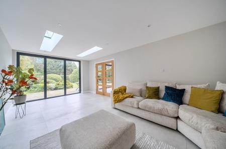 1419073-40-699715...