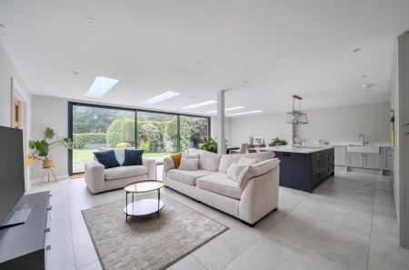 1419073-39-699715...