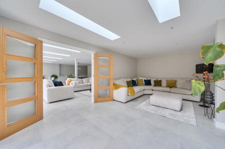 1419073-31-699713...