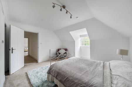 1373998-6-690396b...